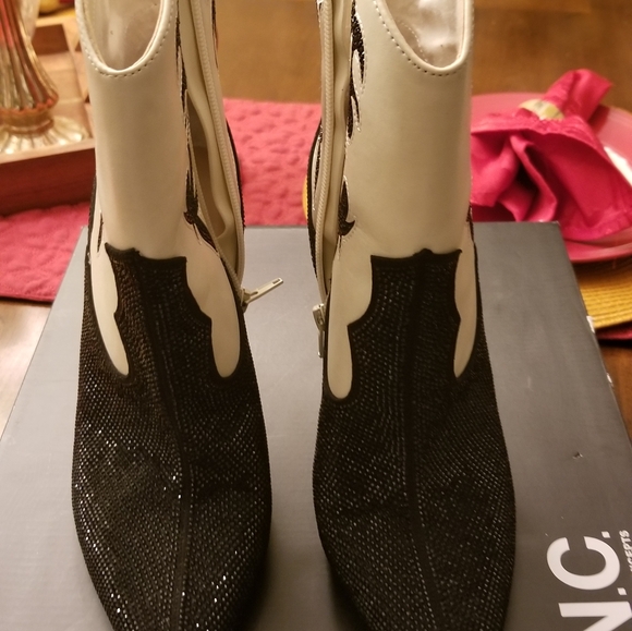 I.n.c. International Concepts Women's Indigo Booties Bone/Black Bling - Medium - Picture 7 of 7